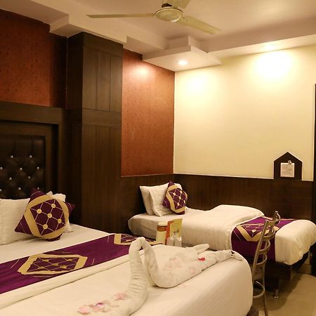 Hotel Shivam International - A Well Hygiene Property All Staff Vaccinated " New Delhi Exterior photo