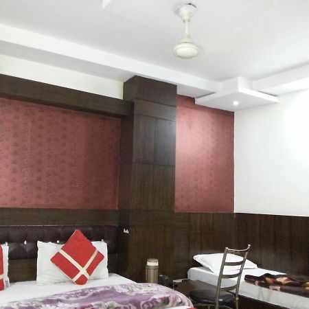 Hotel Shivam International - A Well Hygiene Property All Staff Vaccinated " New Delhi Exterior photo