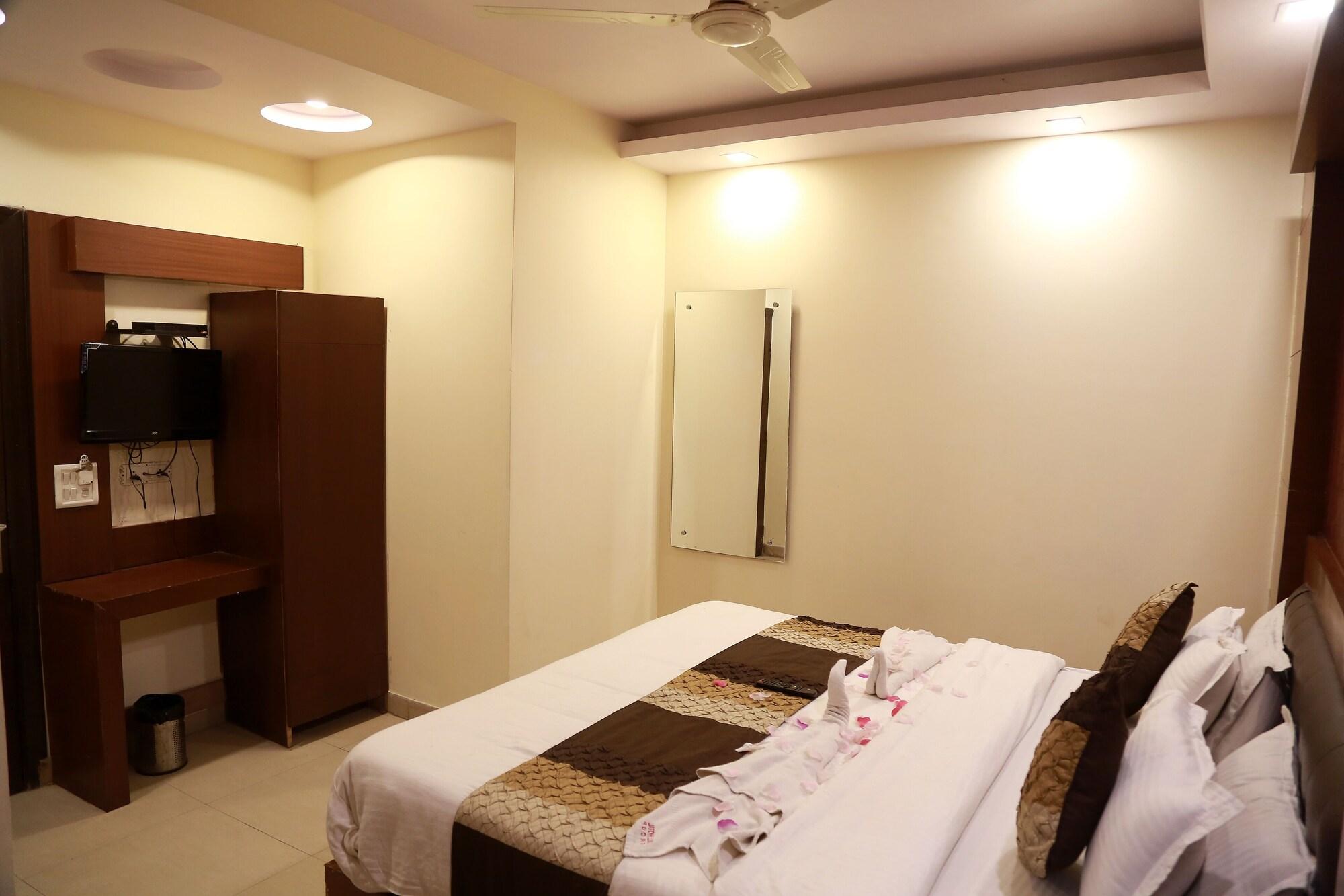 Hotel Shivam International - A Well Hygiene Property All Staff Vaccinated " New Delhi Exterior photo