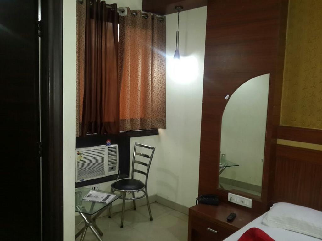 Hotel Shivam International - A Well Hygiene Property All Staff Vaccinated " New Delhi Exterior photo