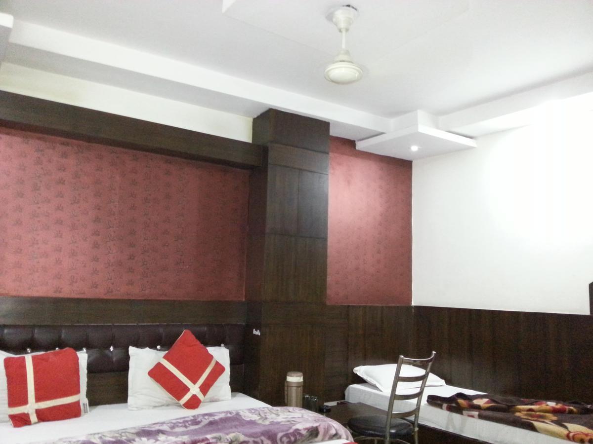 Hotel Shivam International - A Well Hygiene Property All Staff Vaccinated " New Delhi Exterior photo